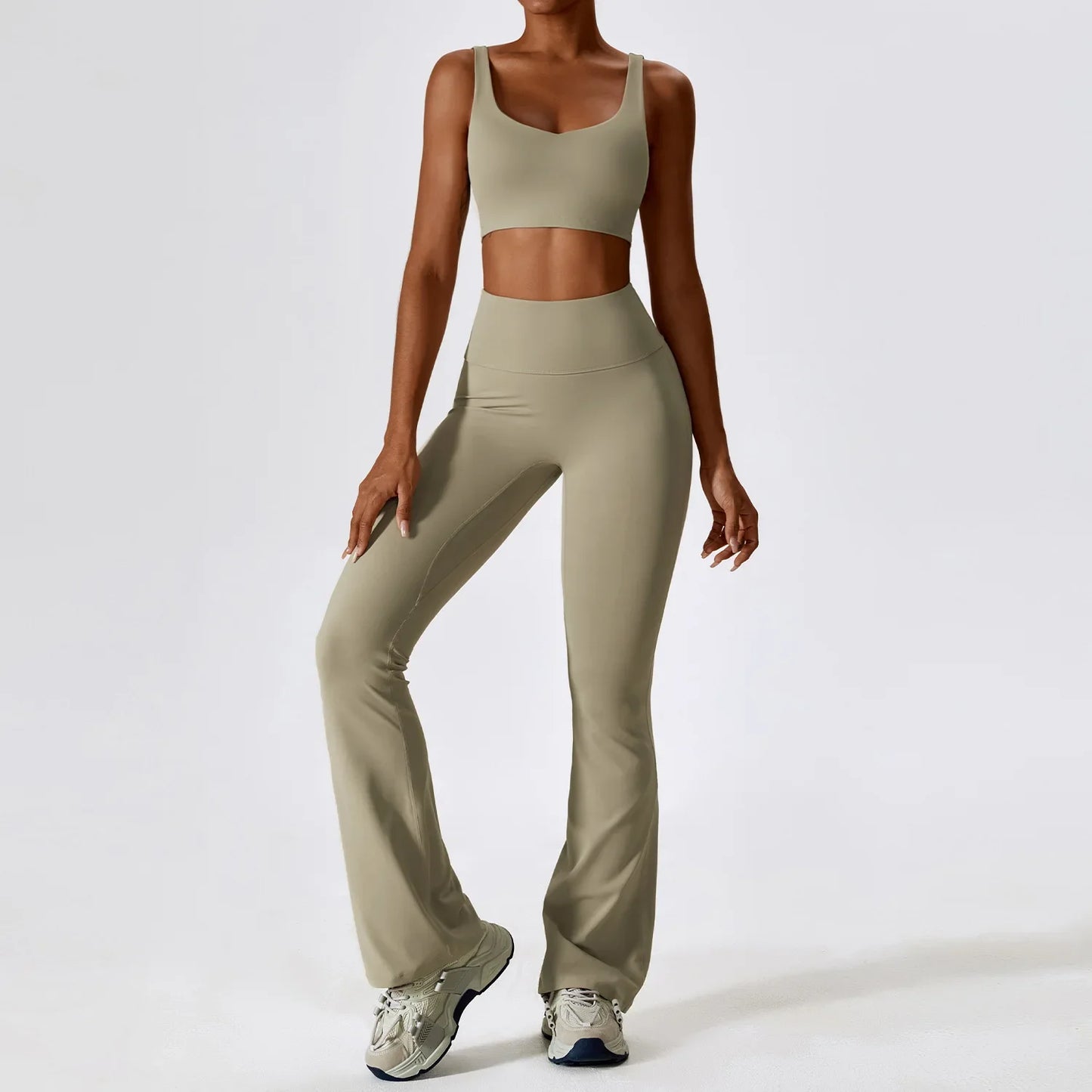 Til je training naar een hoger niveau: 2-delige dames yoga set met hoge taille flare leggings en stijlvolle mouwloze vest top voor ultiem comfort en prestaties