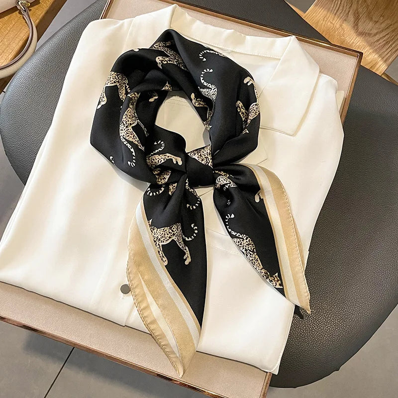 Chique 2023 Zijden Nek Sjaal met Elegante Paardenprint voor Vrouwen - Veelzijdige Vierkante Haarwraps, Foulards en Bandana Opties