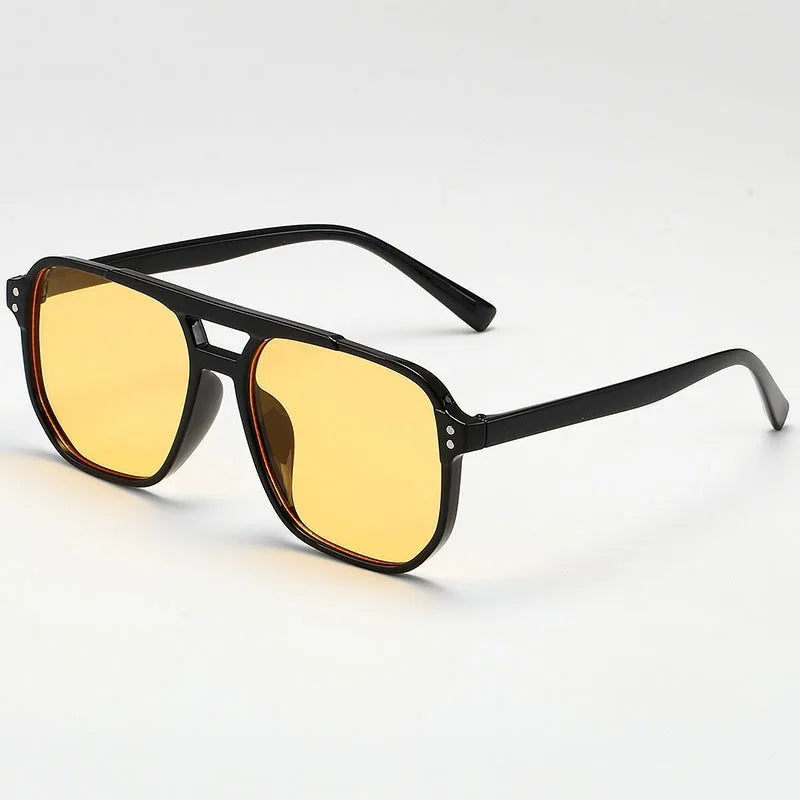 Chic Vintage Unisex Grote Vierkante Zonnebril - Stijlvolle Designer Zonnebrillen met UV400 Bescherming voor Mannen en Vrouwen - Slanke Zwarte Lenzen