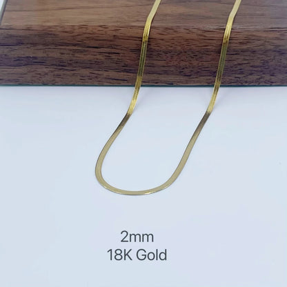 Strakke Unisex Gouden Herringbone Slangenketting Choker Halsband van RVS - Het Perfecte Mode Sieraden Geschenk voor Iedereen