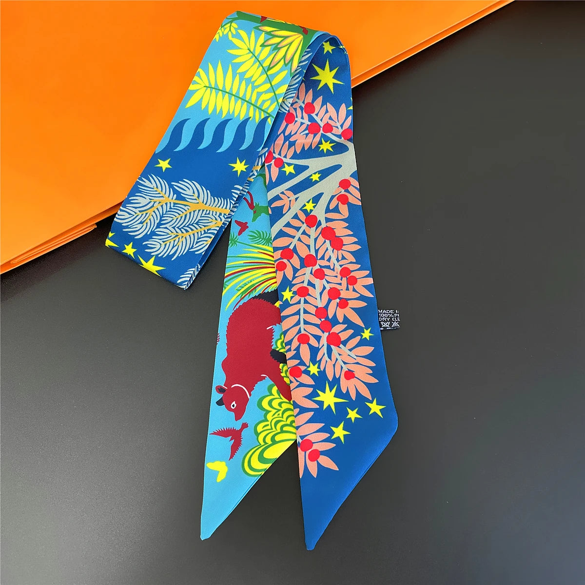 2024 Chic Zebra Florale Zijden Sjaal - Luxe Modeaccessoire voor Vrouwen, Veelzijdige Haarband, Stijlvolle Neckerchief en Elegante Tas Sjaal