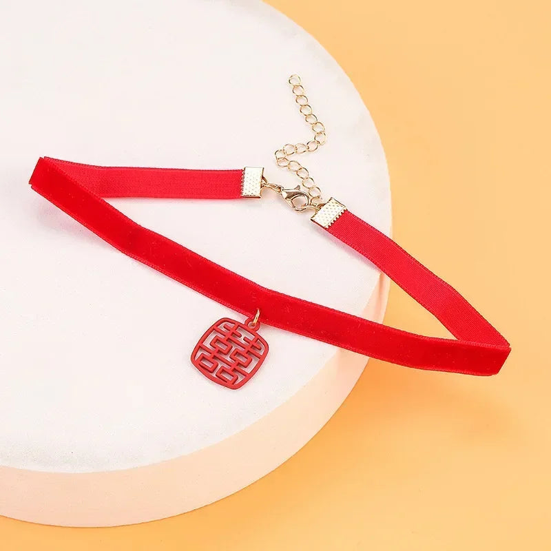 Elegante Vintage Fluwelen Parels Choker - Korte Zwarte Sleutelbeen Kraag Ketting voor Vrouwen - Perfecte Gotische Accessoire