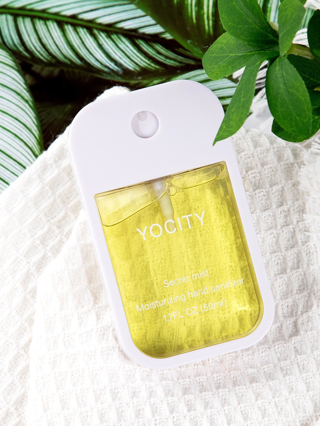 Revitaliseer uw ruimte met 50ml langhoudende luchtverfrisser voor de auto - Twee willekeurige modellen voor een verfrissende badkamer- of hotelervaring, perfect als Valentijnsdagcadeaus!