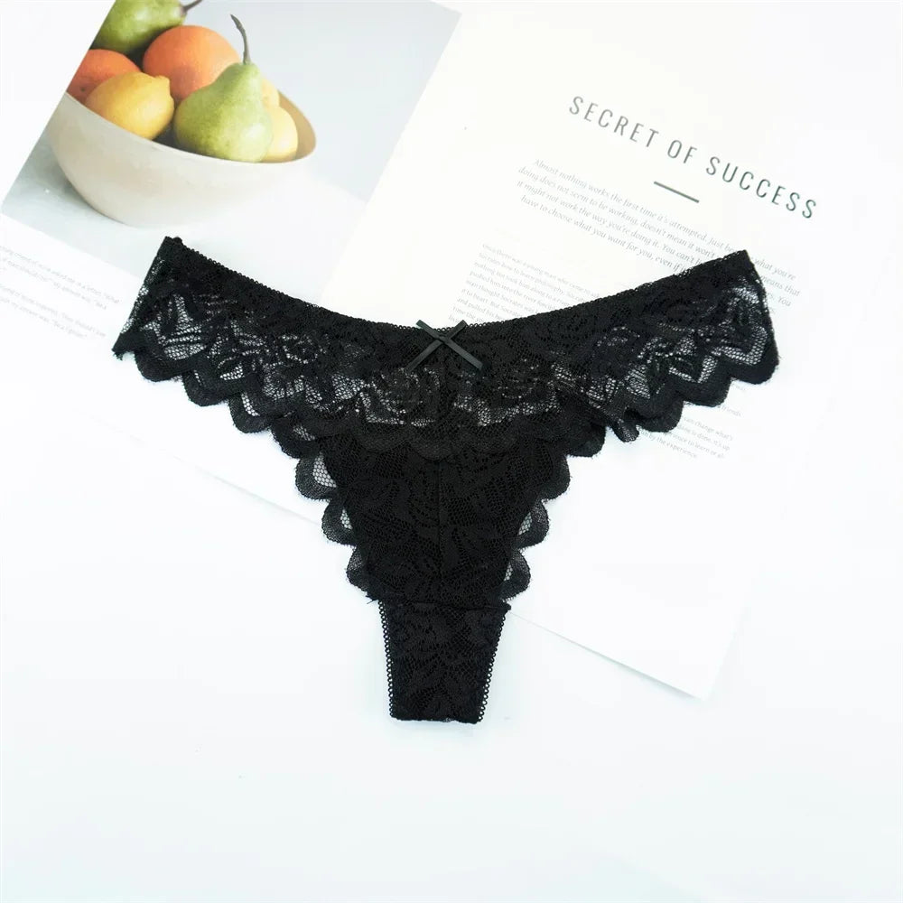 3-delige set! Gratis verzendkosten op stijlvolle dames kant stringondergoed – Sexy lage taille transparante G-string voor de gedurfde en mooie!