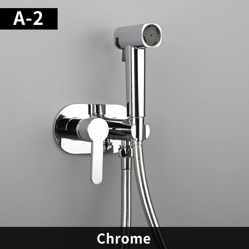 Luxueuze Messing Handdouche Bidet Sprayer met Warm en Koud Water Mengkraan - Stijlvolle Zwart Gouden Afwerking voor Ultieme Hygiëne en Comfort