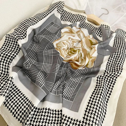 Chic 2025 Lente & Herfst Imitatie Zijde Sjaal voor Vrouwen - 70cm Gedrukt Vierkant Ontwerp, Veelzijdige Zachte Haarband & Sjaal Wikkel, Perfecte Hijab Accessoire!