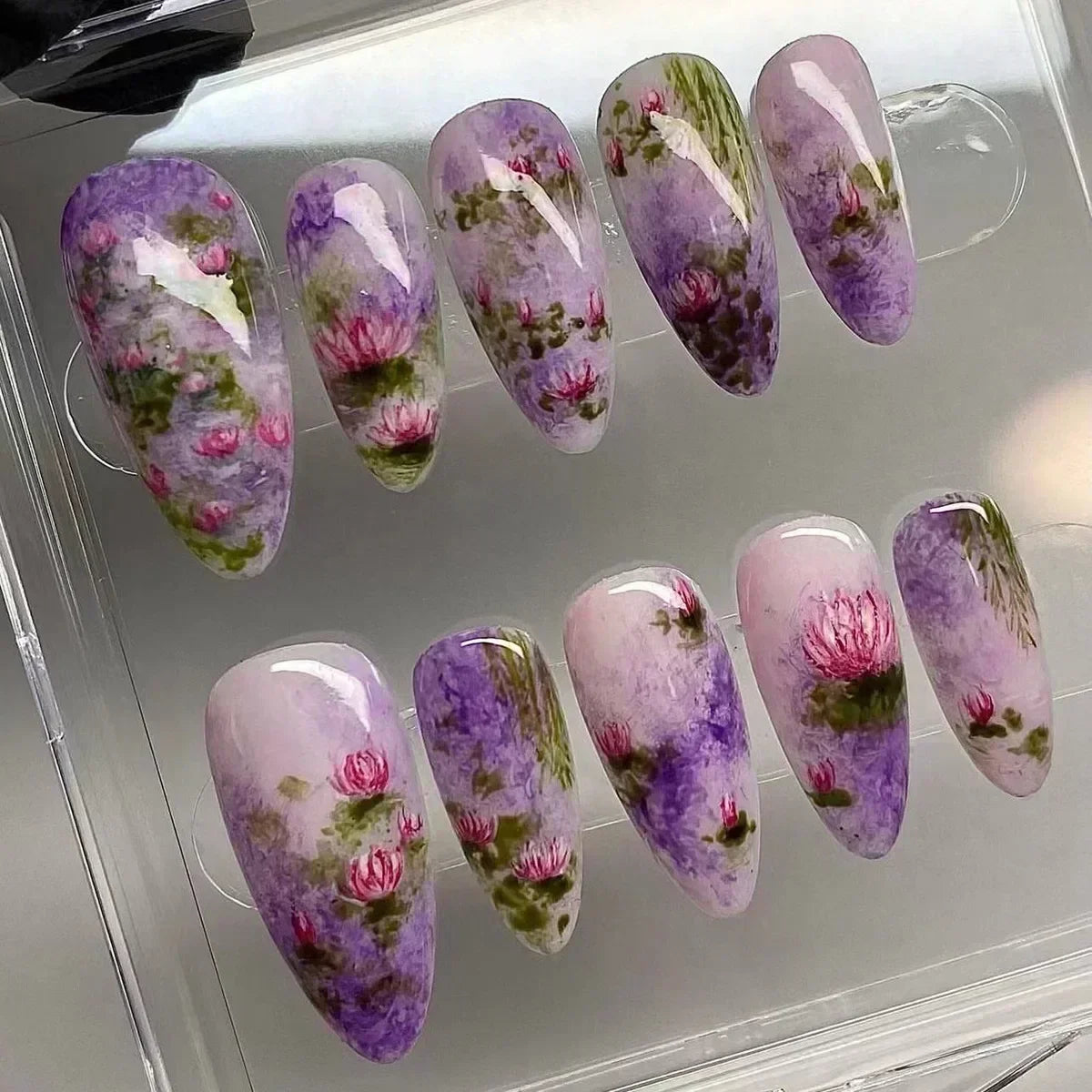 24-delige afneembare Franse nepvalse nagels set met bloem, amandelvorm, sterren en glitters ontwerp - Perfect voor DIY manicure liefhebbers!