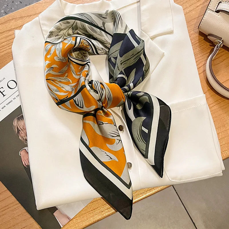 Chique 2023 Zijden Nek Sjaal met Elegante Paardenprint voor Vrouwen - Veelzijdige Vierkante Haarwraps, Foulards en Bandana Opties