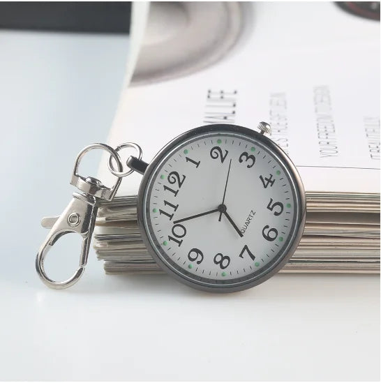 Charmante Vintage Pocket Watch Sleutelhanger Afstandsbediening Klok – Perfect voor Studenten en Medische Professionals!