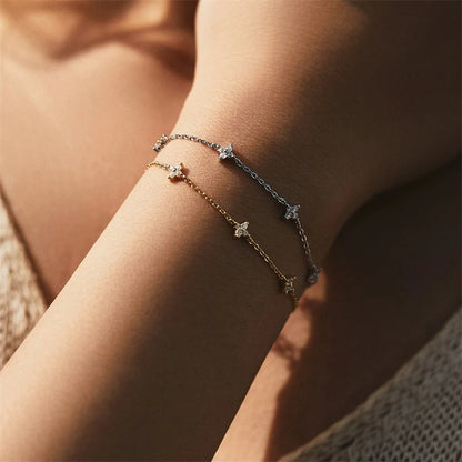 Elegante 2024 Kristallen Bloem RVS Armband voor Vrouwen - Chic Koreaanse Sieraad Accessoire Perfect voor Jubilea