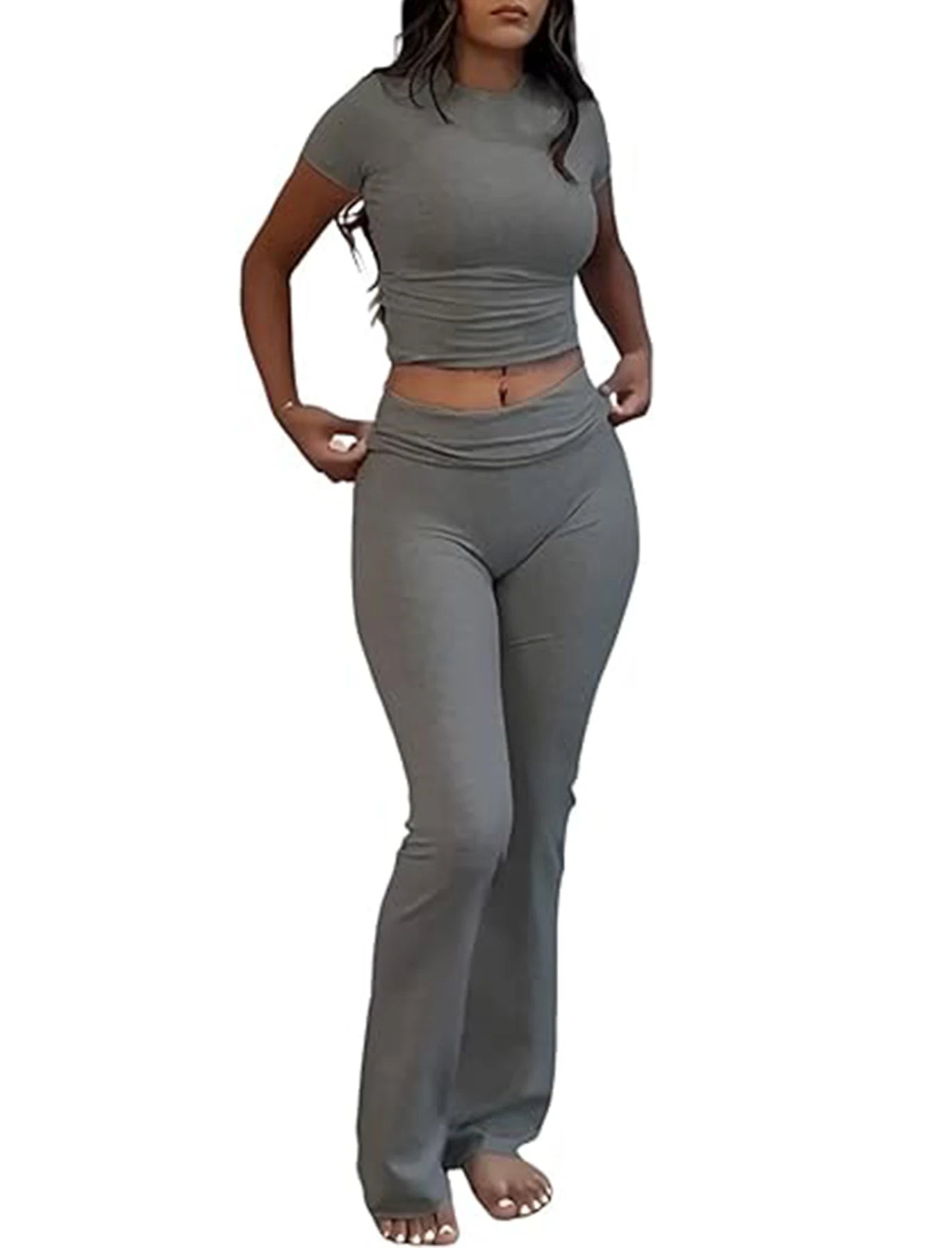 Trendy Casual Workout Twee-Delige Set voor Vrouwen: Korte Mouwen Crop Top met Hoge Taille Flared Broeken - Perfecte Streetwear Trainingsoutfit!