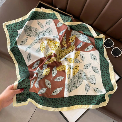 Chique 2024 Luipaardprint Vierkante Sjaal - Vrouwen Stijlvolle Imitatie Zijde Accessoire, Perfect voor Casual Looks & Veelzijdige Styling - 70CMx70CM