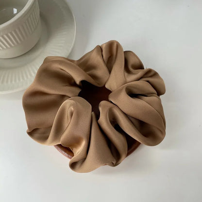 Chique Franse Zijde Haaraccessoires voor Vrouwen - Getextureerde Satijnen Scrunchies en Haartjes voor Stijlvolle Uiterlijk
