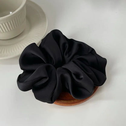 Chique Franse Zijde Haaraccessoires voor Vrouwen - Getextureerde Satijnen Scrunchies en Haartjes voor Stijlvolle Uiterlijk