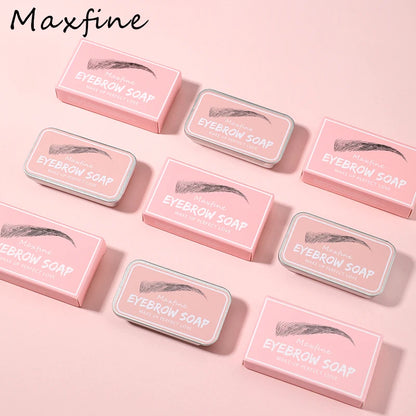 Revitaliseer je look met onze langhoudende transparante waterproof mascara - anti-bloei formule voor moeiteloze stijl en langdurig draagcomfort!