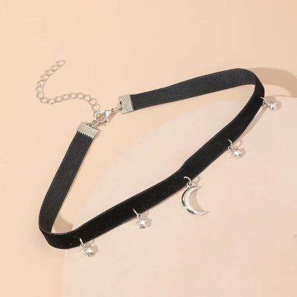 Elegante Vintage Fluwelen Parels Choker - Korte Zwarte Sleutelbeen Kraag Ketting voor Vrouwen - Perfecte Gotische Accessoire