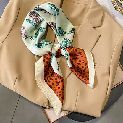 Chique 2023 Zijden Nek Sjaal met Elegante Paardenprint voor Vrouwen - Veelzijdige Vierkante Haarwraps, Foulards en Bandana Opties
