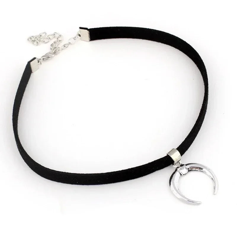 Elegante Vintage Fluwelen Parels Choker - Korte Zwarte Sleutelbeen Kraag Ketting voor Vrouwen - Perfecte Gotische Accessoire