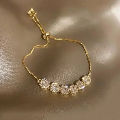 Charmante 4-delige set van modieuze slangen geïnspireerde groene edelstenen armbanden met fonkelende rhinestones – Perfecte metalen armbanden voor vrouwen's verjaardagen, feesten en kerstcadeaus!