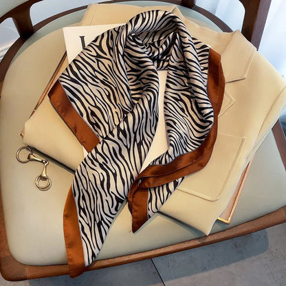 Chique 2023 Zijden Nek Sjaal met Elegante Paardenprint voor Vrouwen - Veelzijdige Vierkante Haarwraps, Foulards en Bandana Opties