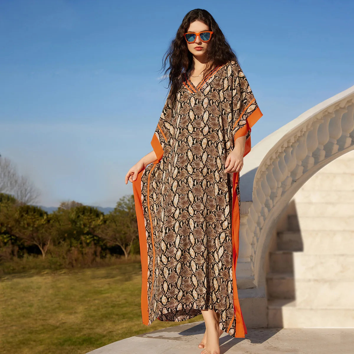 Stijlvolle Vrouwen Strand Kaftans - Zebra en Luipaardprint Zwem Cover-Ups voor Zomeruitjes en Maxi Jurk Elegantie