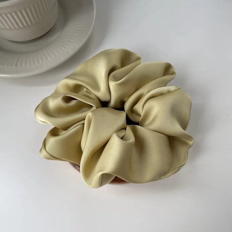 Chique Franse Zijde Haaraccessoires voor Vrouwen - Getextureerde Satijnen Scrunchies en Haartjes voor Stijlvolle Uiterlijk