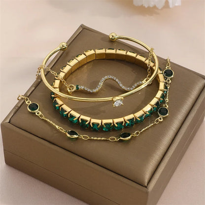 Charmante 4-delige set van modieuze slangen geïnspireerde groene edelstenen armbanden met fonkelende rhinestones – Perfecte metalen armbanden voor vrouwen's verjaardagen, feesten en kerstcadeaus!