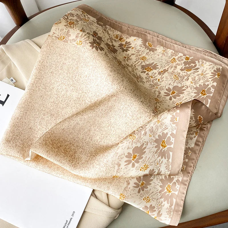 Chique 2023 Zijden Nek Sjaal met Elegante Paardenprint voor Vrouwen - Veelzijdige Vierkante Haarwraps, Foulards en Bandana Opties