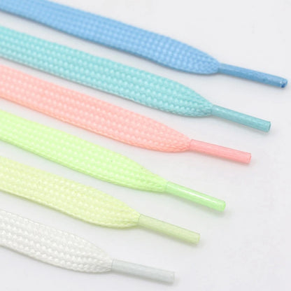 Levende Luminieuze Platte Veters - 6 Kleurkeuzes voor Elke Gelegenheid, Perfect voor Alle Schoenen! Ideaal voor Feesten, Nachtlopen en Unisex Stijl - 1 Paar