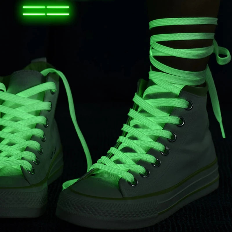 Levende Luminieuze Platte Veters - 6 Kleurkeuzes voor Elke Gelegenheid, Perfect voor Alle Schoenen! Ideaal voor Feesten, Nachtlopen en Unisex Stijl - 1 Paar