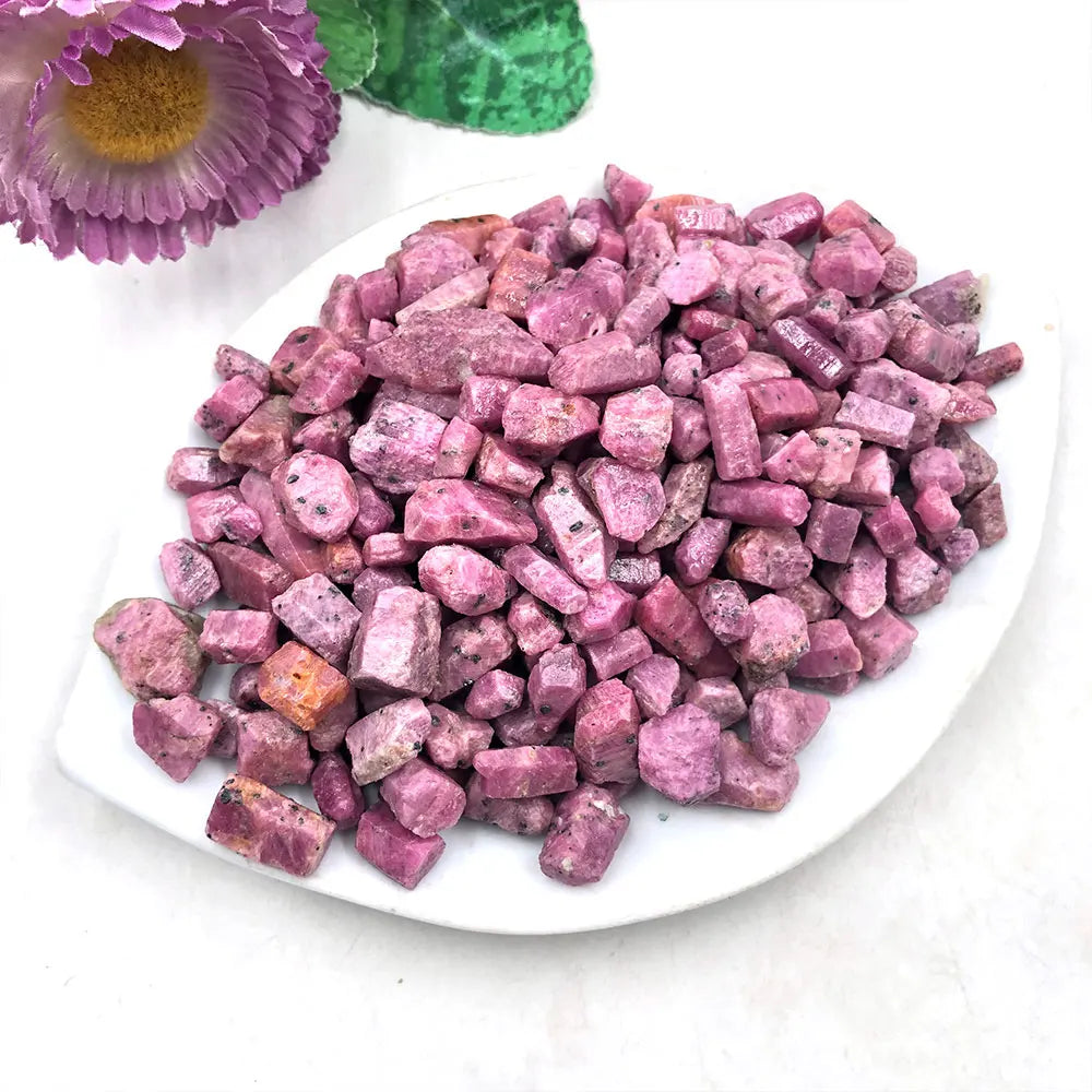 Natural Red Corundum Rough 50g 100g Raw Ruby Stone Bulk Healing Crystals Mineral Specimen for Decor Reiki Craft Supplies