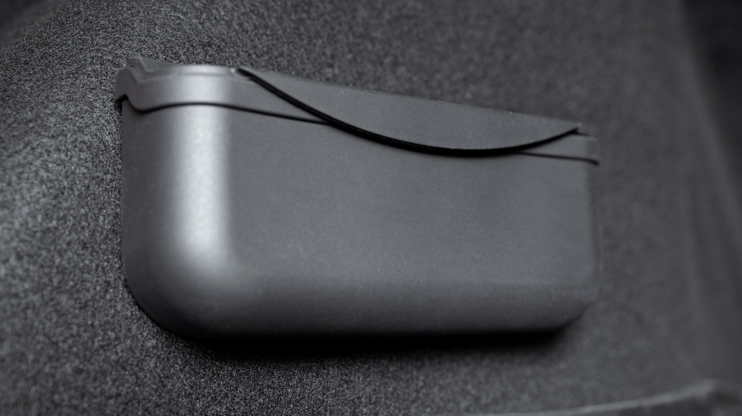 Brillenetui mit Klett für alle Tesla Modelle-2