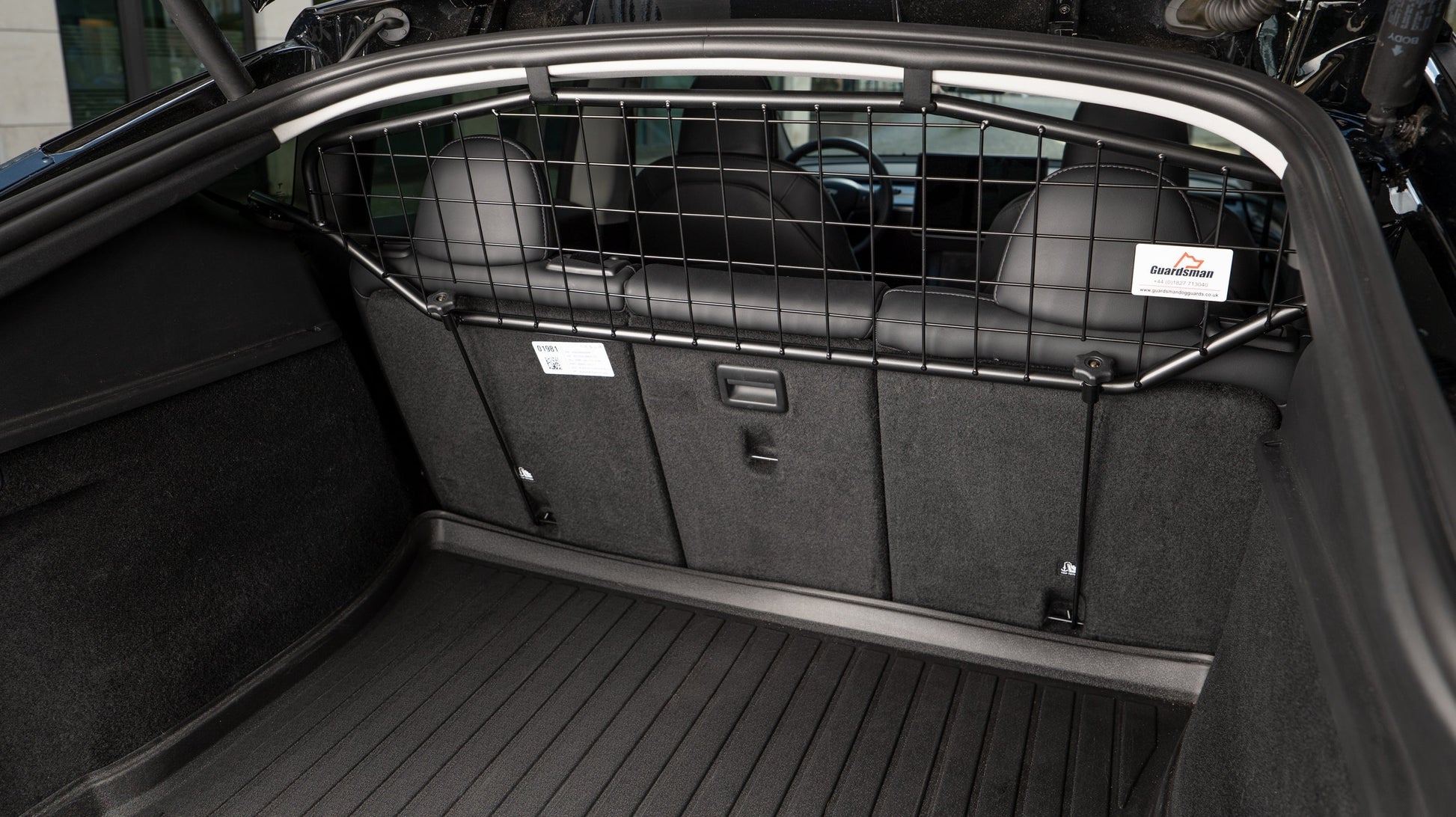 Hundetrenngitter für das Tesla Model Y-1