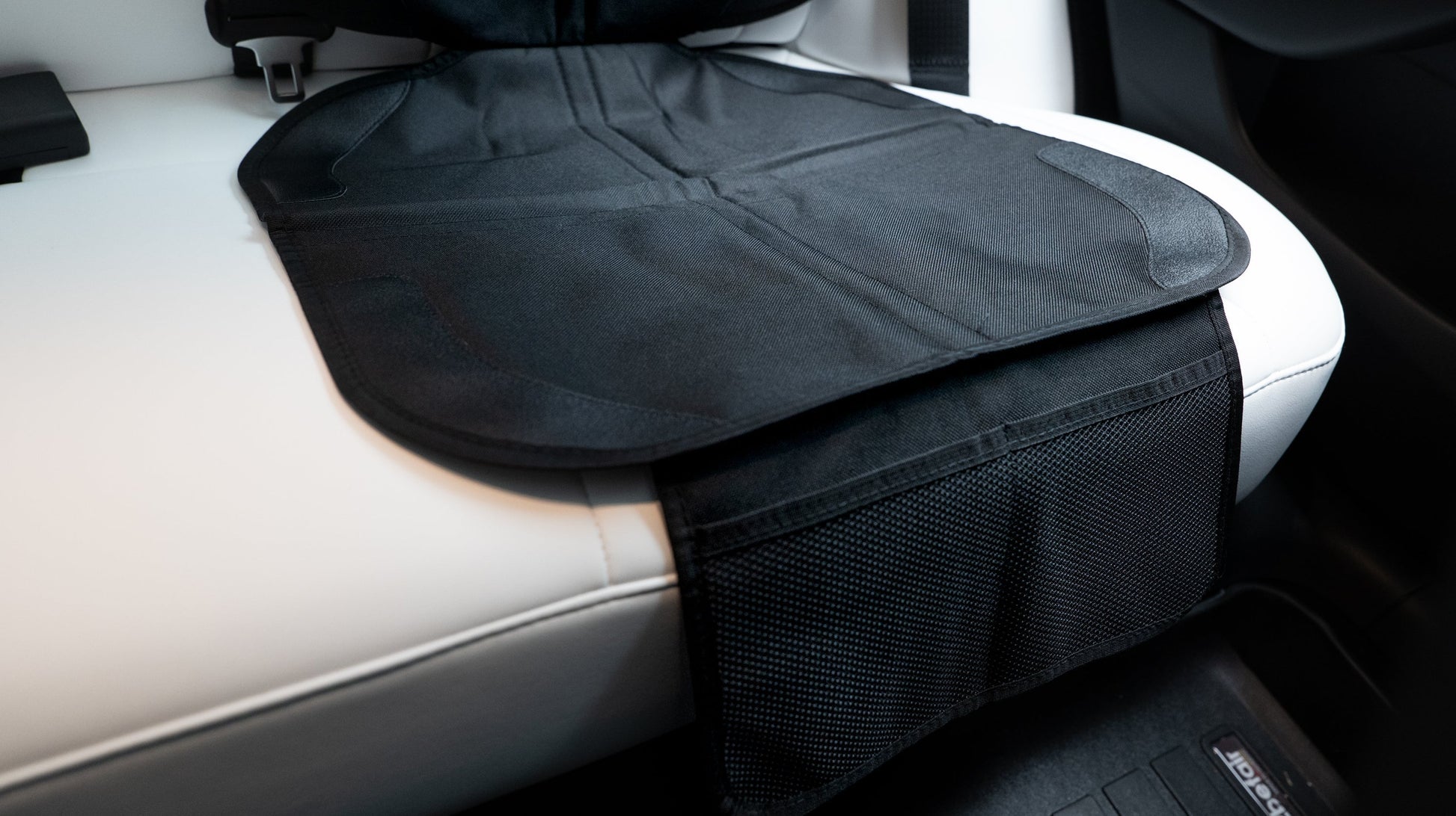 Kindersitzunterlage für das Tesla Model 3/Y-3