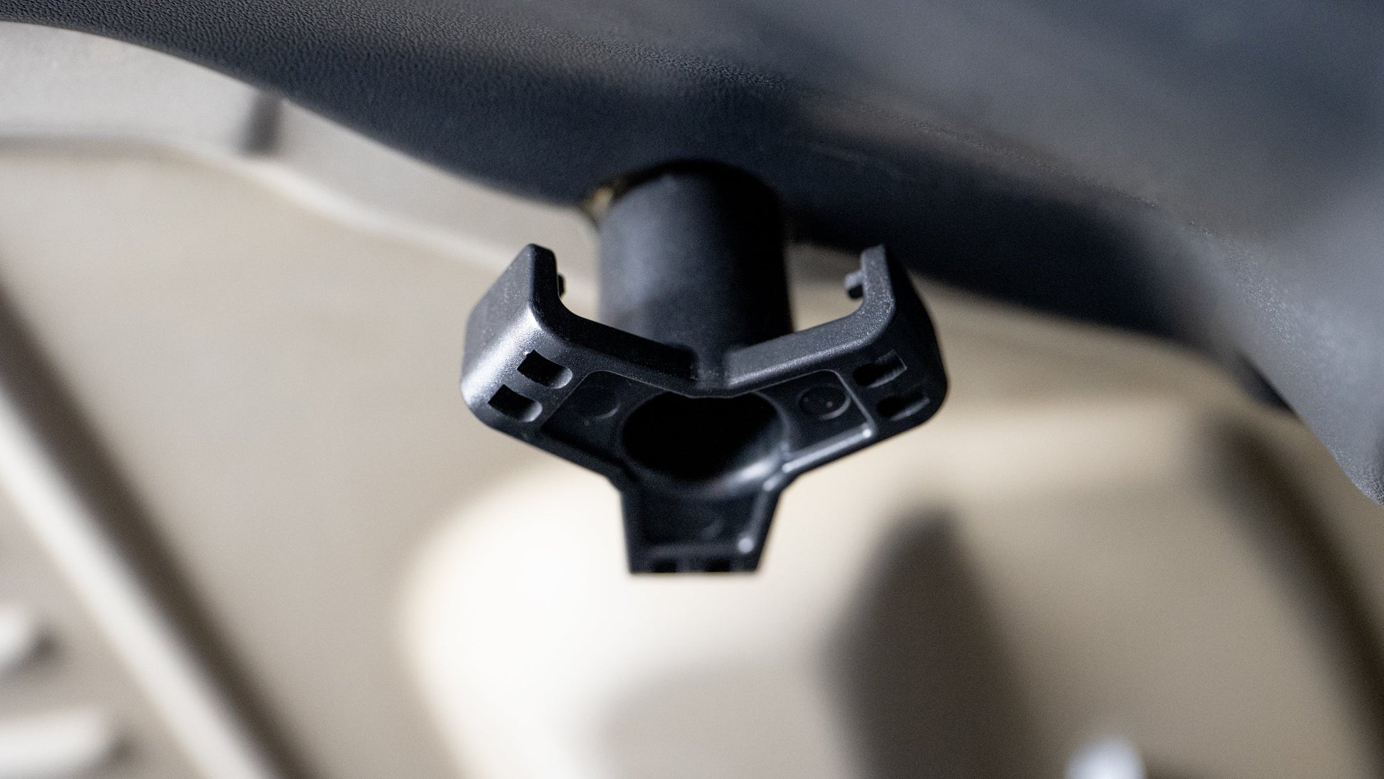 Kofferraum Haken für das Tesla Model 3-1
