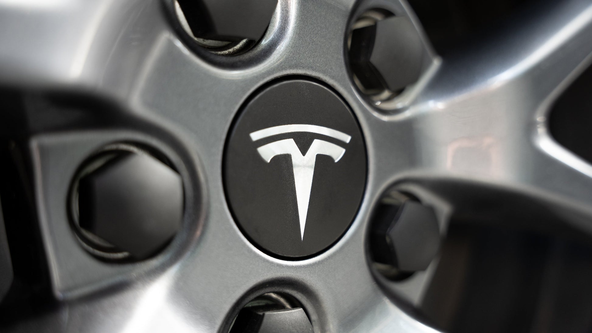 Radnabenabdeckungen mit Logo (4x) für Tesla Model 3/Y/S-2