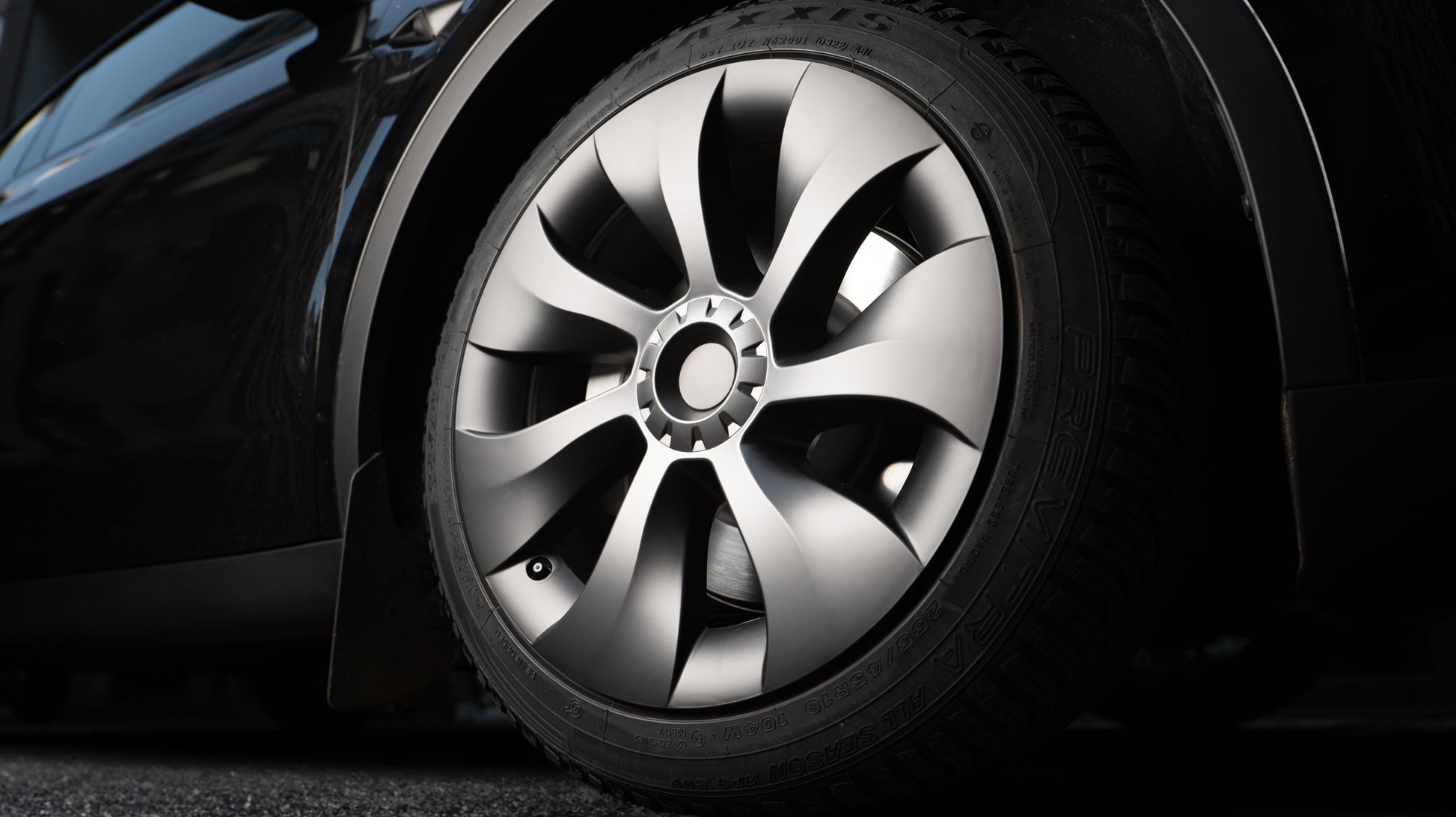 Turbo Radkappen im Turbinen Design für das Tesla Model Y-2
