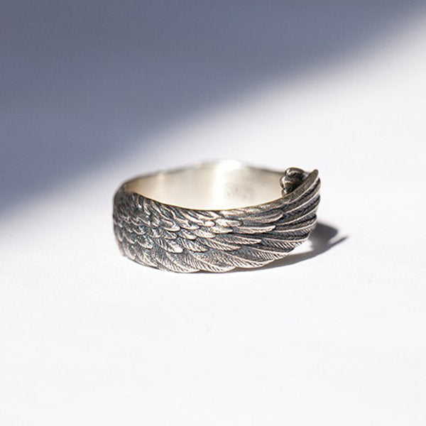 Engelachtige Vleugels Ring met Hemelse Charme